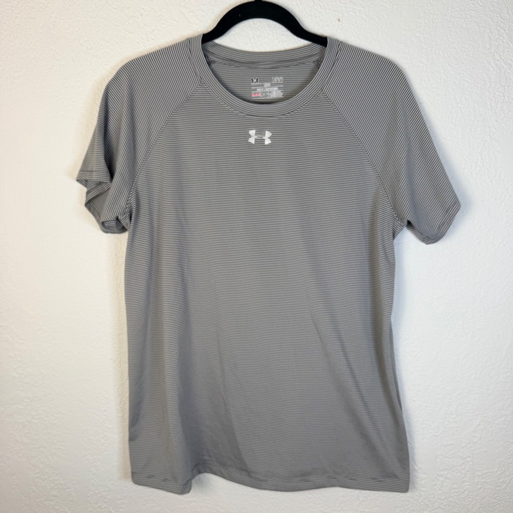 Under Armour Womens L HeatGear Loose Fit Grey Striped Short Sleeve Shirt